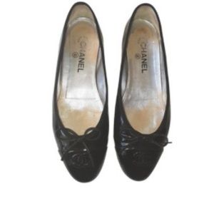 Chanel patent leather ballet flats